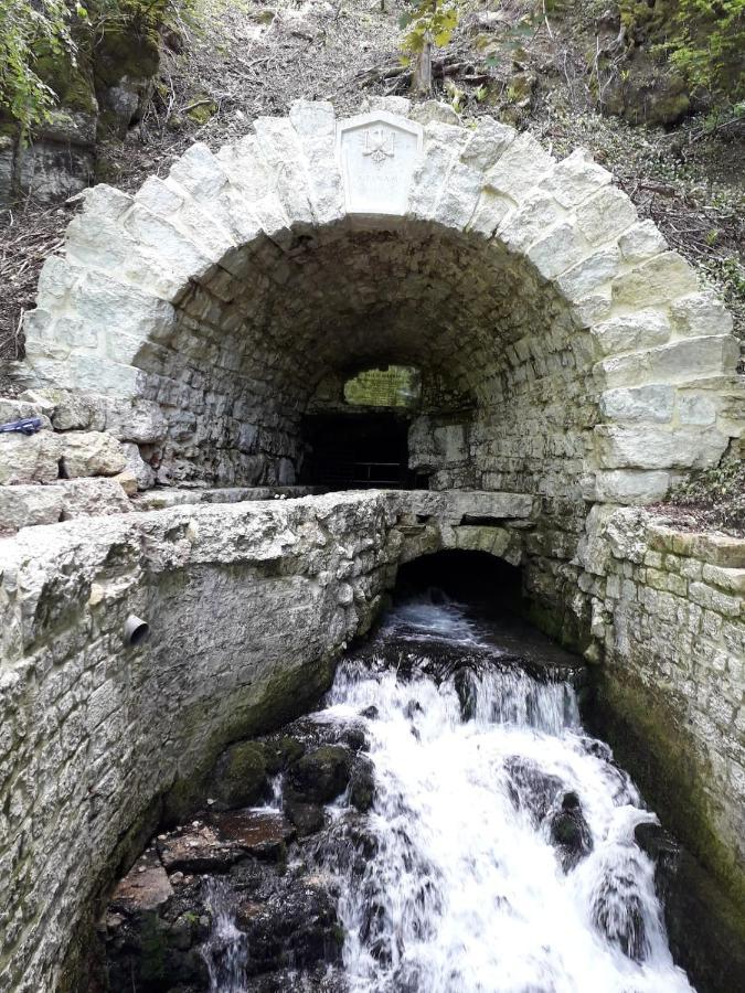 Gite 3 Etoiles "Entre Sources Et Riviere" Besancon Vaire-le-Grand Ngoại thất bức ảnh